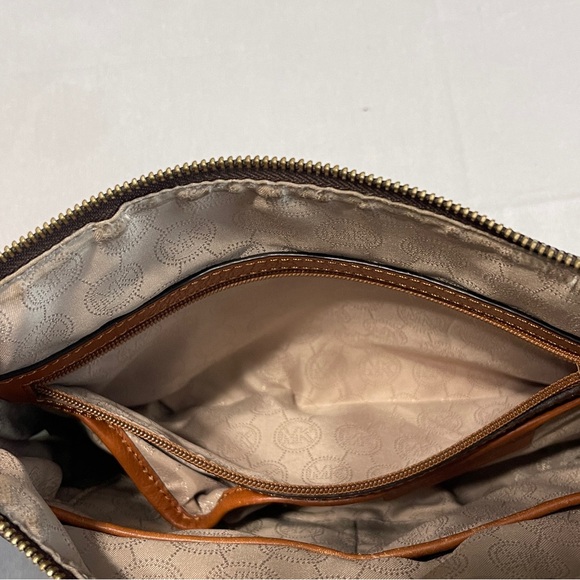 Michael Kors FALLON MD Crossbody Messenger Purse Brown Bristish Tan Trim MK Logo - Picture 6 of 11